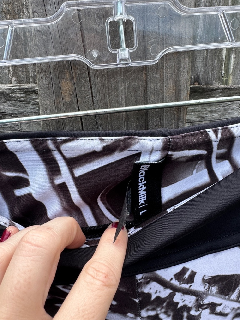 Blackmilk capris - Picture 3 of 6